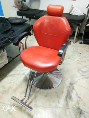 Hair Cut Chair. Luks good