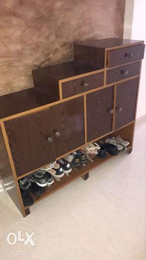 I am giving away my shoerack which was made