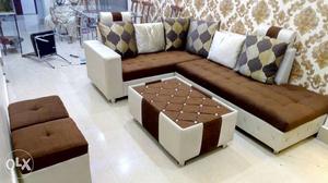 L-shape 5 seater with centre table and two puffy