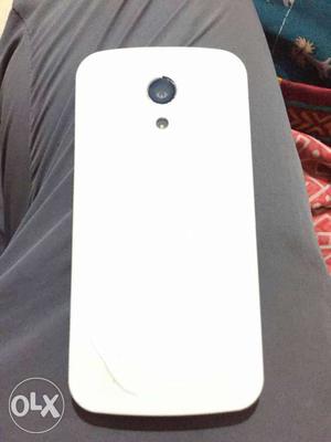 Moto g2 look like new with box