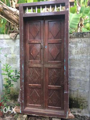 Old door at best price.old kerala unique