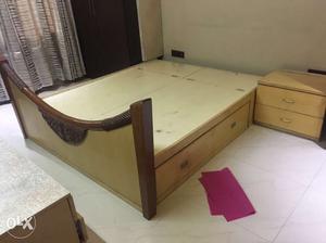 Premium King Bed Vineer finish for Sale with 2 drawer
