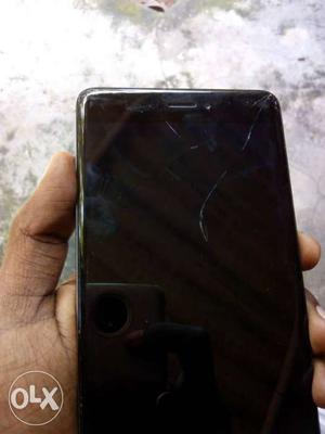 Redmi note 4(dark grey,32GB), slightlycracked