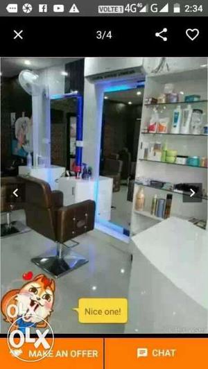 Salon chair 5 yrs old Rs  only
