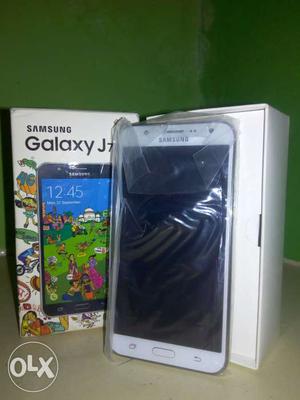 Samsung Galaxy j7 for sell new with 2 cover
