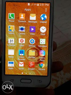 Samsung j1 ace 3g phone Screen broken..touch is