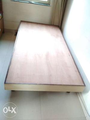 Single bed high quality 6*3 size Mica work