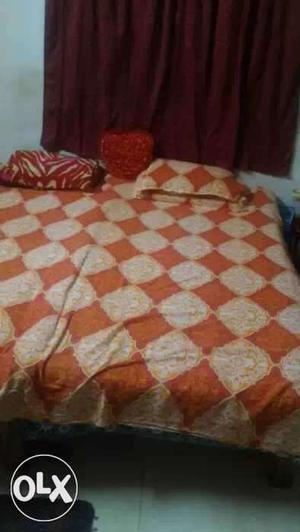 Two single bed for urgent sell at salt lake kolkata