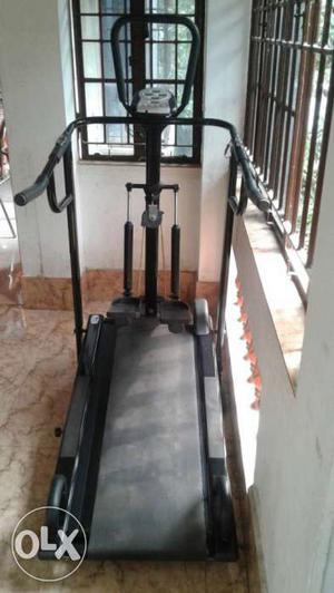Black And Gray 3.1 Treadmill