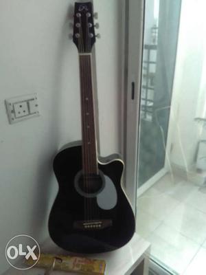 Guitar brand new condition