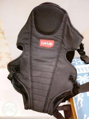 Luvlap baby carrier unused.. in best quality..