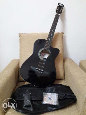 New Guitar with bag,extra string
