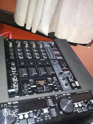 Pioneer Console With Behringer Mixer