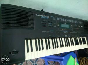 Roland e 500/keyboard.