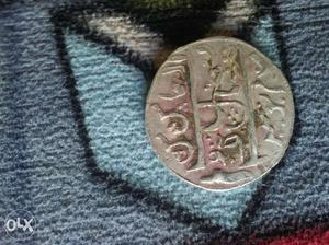 Round Ancient Coin purn Islamic silver coin