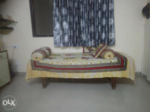 Sethi/ single bed