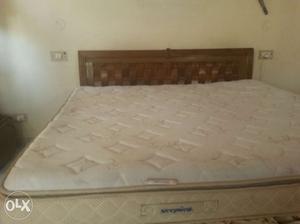 Sleepwell 7inch mattres double bed.in great