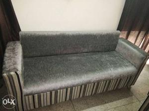 3 months old 10 seater sofa set.. genuine buyers