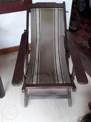 Antique Pice. Old Grand father used easy chair.