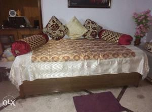 Diwan available without mattress