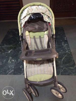 Pram, one year old, top brand graco, wonderful condition,