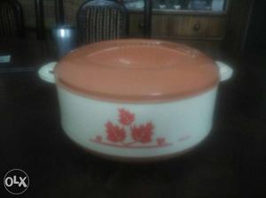 Round White And Red Ceramic Bowl With Lid