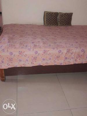 Single bed or diwan (6×3) without mattress (solid wood)