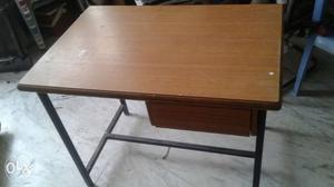 Table in good condition at reasonable price with