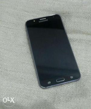 1 year old Samsung galaxy j7 black with bill & box