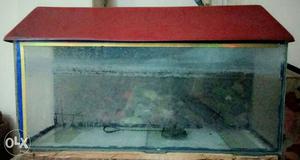 Fish aquarium for sale size 3X1.5X1.5 inch