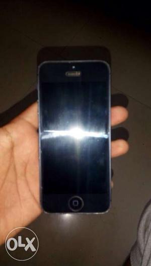 Iphone 5 32gp pakka contusion black colour mobile