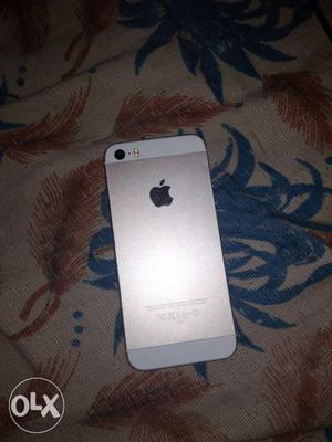 Iphone 5s 32gb nly phone and charger and have