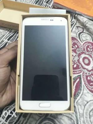 Samsung Galaxy s5 4g very neat condition without