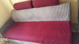 6 Seater L Shape Sofa In Excellent Condition