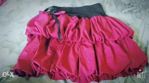 Beautiful new red skirt