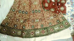 Best hand made lehnga for party's and marriage