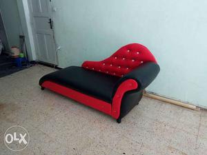 Black And Red Leather Tufted Chaise Lounge