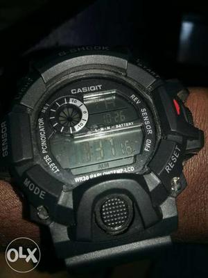 Black Casiqit Digital Watch