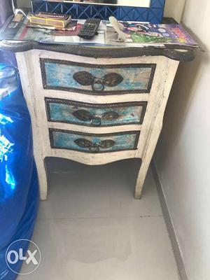 Blue And White Wooden 3-drawer End Table