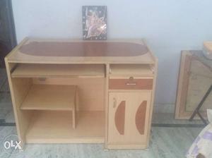Brown Wooden Single-pedestal Computer Desk