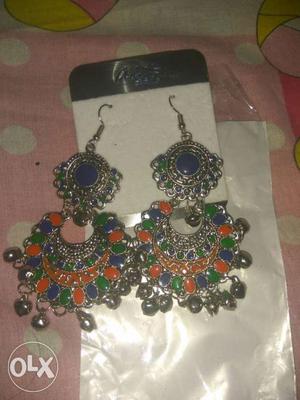 Ear rings. urgent sale