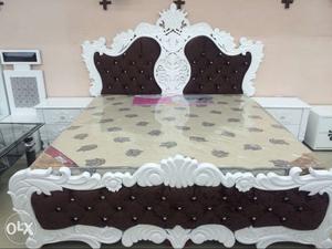 Mughal design double bed with side tables