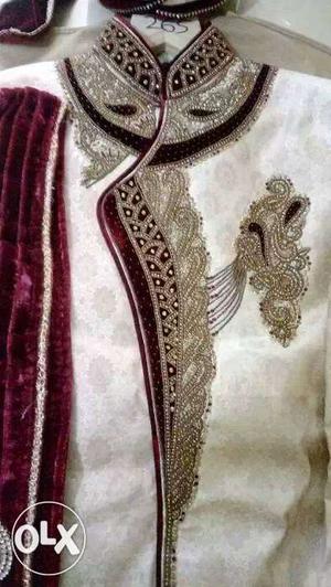 New Men's Maroon And Beige Floral Sherwani with