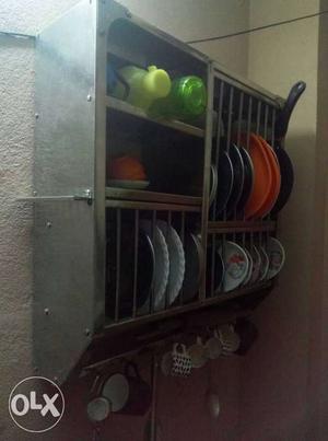 Nice and in new condition utensils stand.. 1 year