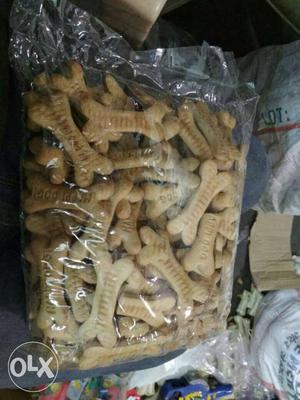 Pet planet giving u variety of dog biscuits at