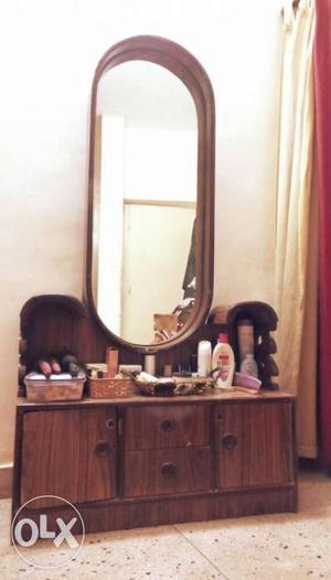 Rosewood dressing table to beautify your home.