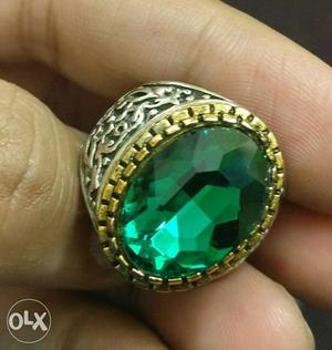 Round Green And Brown Gemstone Ring
