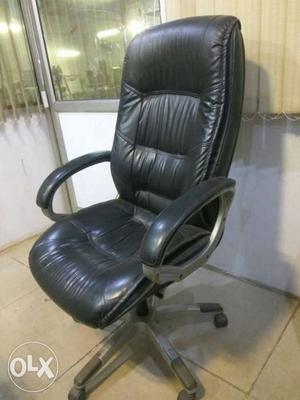 Set of two chairs for office and shop