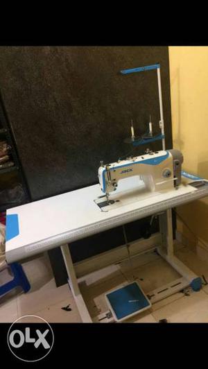 Sewing machine brand new in a very good condition.