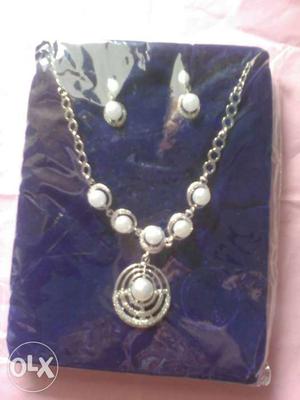 Silver colour Necklace And Earring